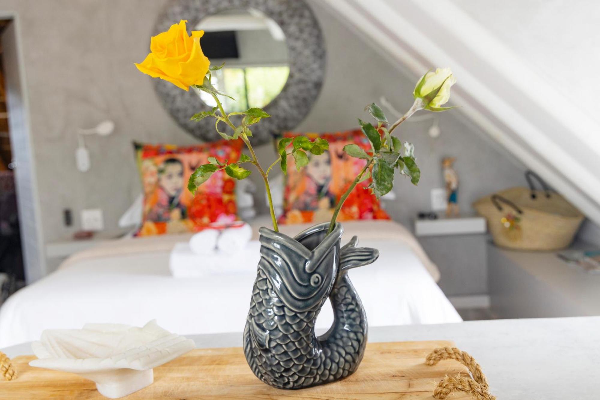 Pearl Moon Boutique Suites Уилдернесс Экстерьер фото